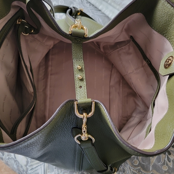 Michael Kors Brooklyn Tote- price firm - Picture 4 of 8